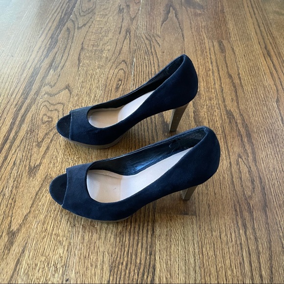 Old Navy Peep Toe Black High Heel - Picture 9 of 16